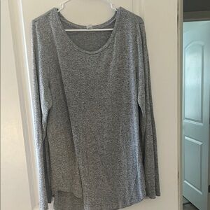Old Navy Heather Gray Long Sleeve Women's Tee